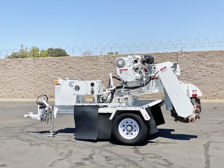 2008 Bandit Industries 3200 Towable Stump Grinder Trailer