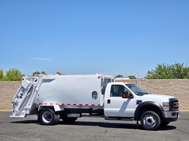2008 Ford F550 New Way 8 Yard Rear Loader