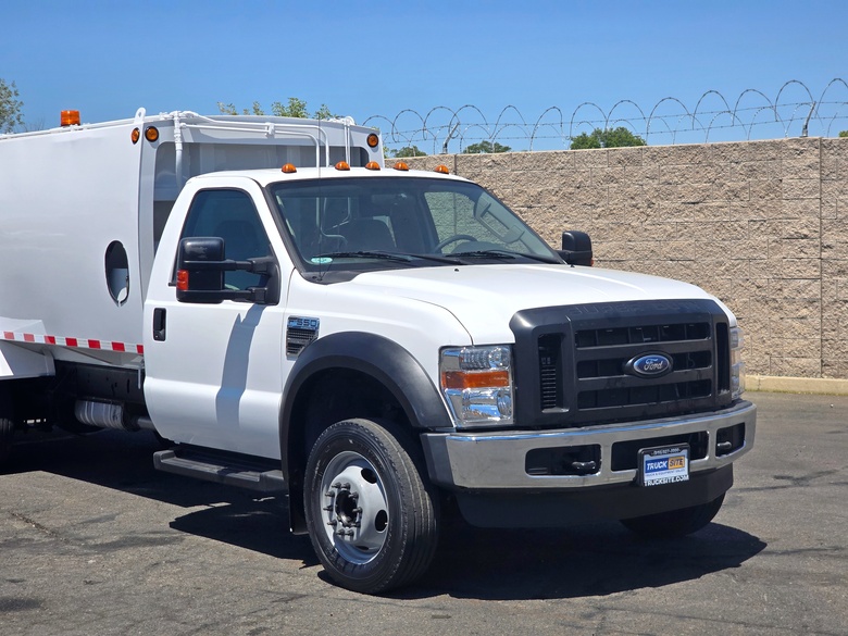 2008 Ford F550 New Way 8 Yard Rear Loader