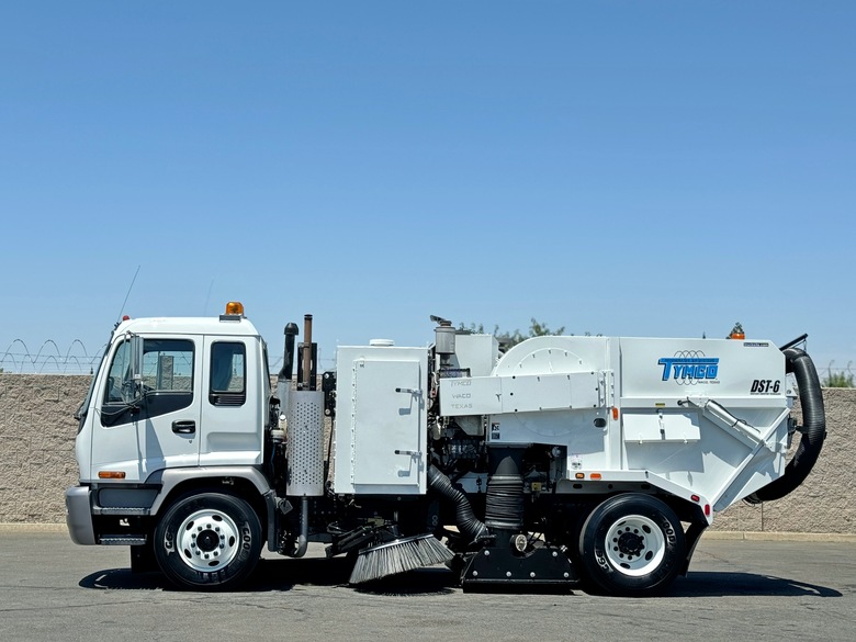 2008 Isuzu T7F Tymco DST-6 BAH Dustless Street Sweeper