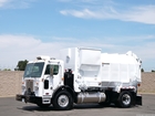 2009 Peterbilt 320 Amrep 18 Yard LNG Side Loader