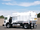2009 Peterbilt 320 Amrep 18 Yard LNG Side Loader