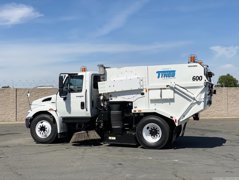 2009 International Tymco 600 BAH Street Sweeper