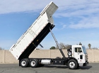 2009 Peterbilt 320 Heil HPT 23 Yard Tandem Axle Dump Truck