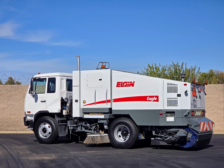 2010 Nissan UD3300 Elgin Eagle Mechanical Street Sweeper