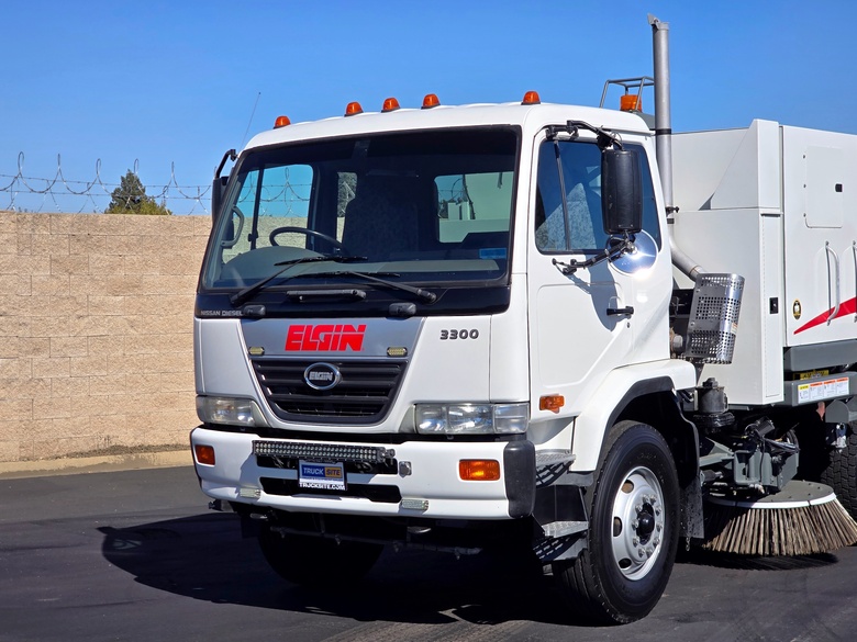 2010 Nissan UD3300 Elgin Eagle Mechanical Street Sweeper