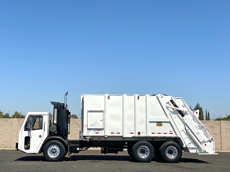 2011 CCC LET Low Entry Pak-Mor Rear Loader Garbage Truck
