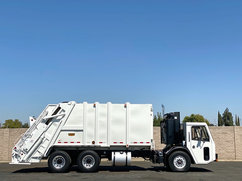 2011 CCC LET Low Entry Pak-Mor Rear Loader Garbage Truck