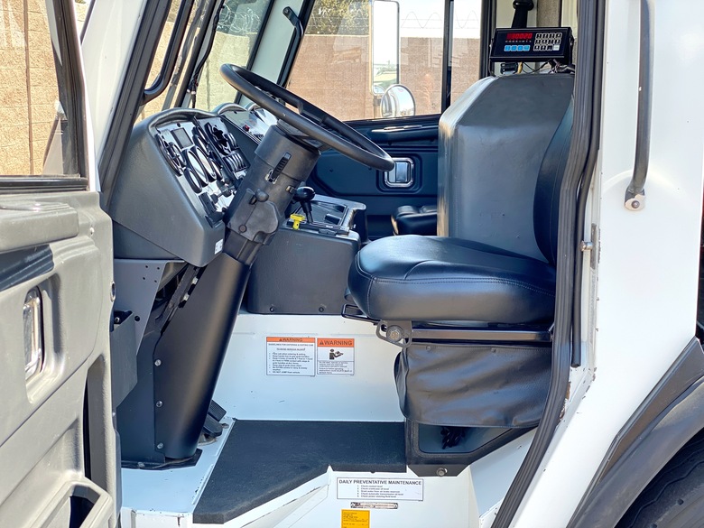 2011 CCC LET Low Entry Pak-Mor Rear Loader Garbage Truck