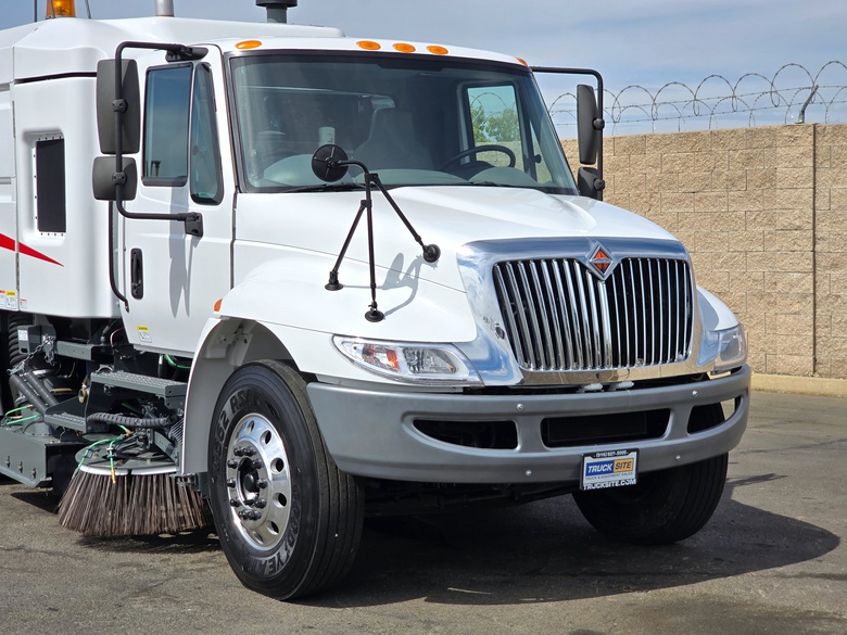 2011 International 4300 Elgin Crosswind Air Street Sweeper
