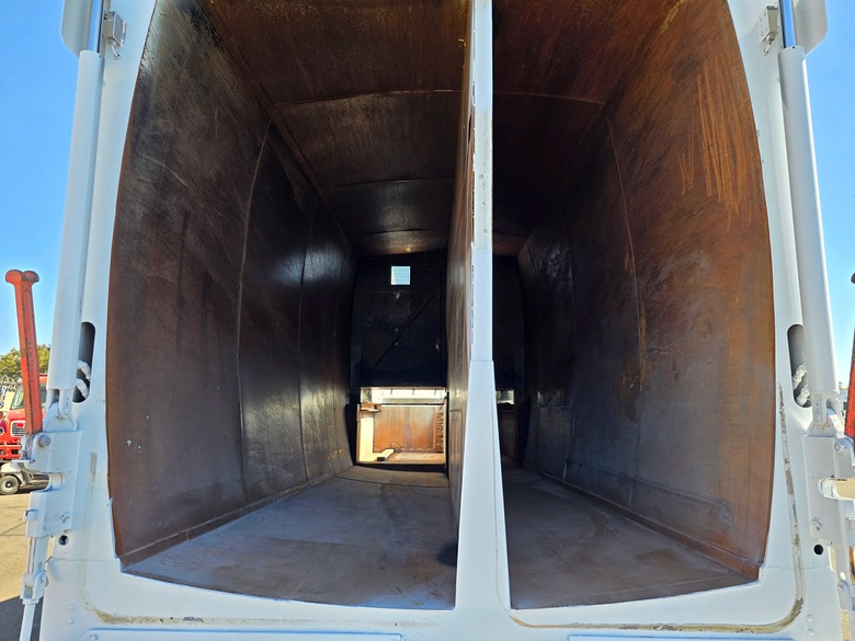 2011 American LaFrance Labrie Automizer 60/40 Split Garbage Truck