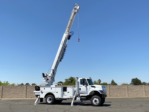 2012 Altec DC47-TR Digger Derrick Body