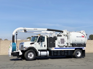 2012 International Vac-Con V350 Single Axle Hydro Excavator Truck