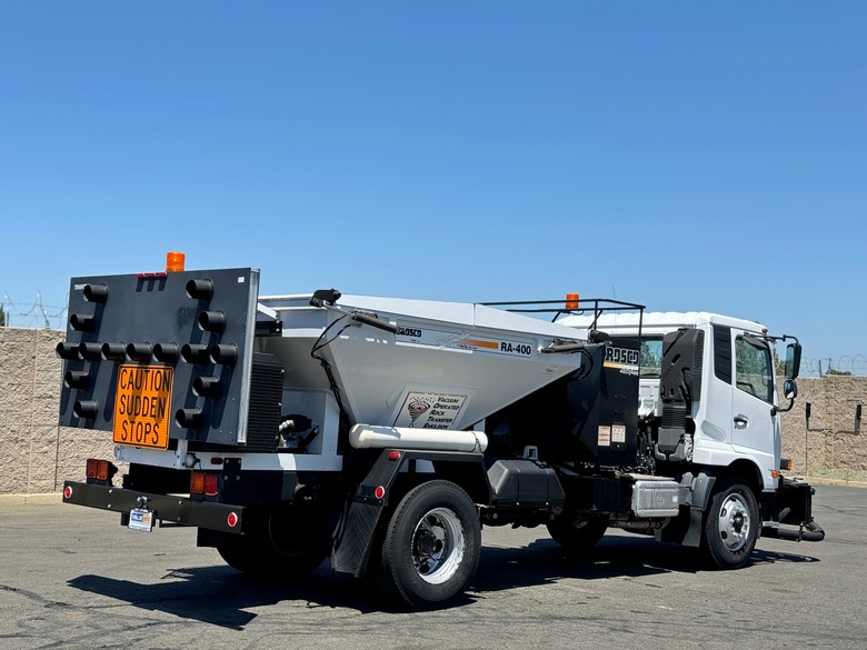 2012 Nissan UD Rosco RA 400 Patcher Truck