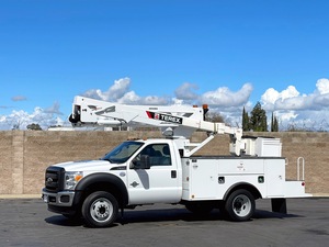 2012 Ford F550 Terex Hi-Ranger LT40 Articulating Bucket Truck