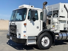 2013 Autocar Bridgeport Ranger 32 Yard ASL Garbage Truck