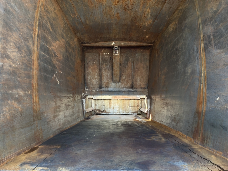 2013 Autocar Bridgeport Ranger 32 Yard ASL Garbage Truck