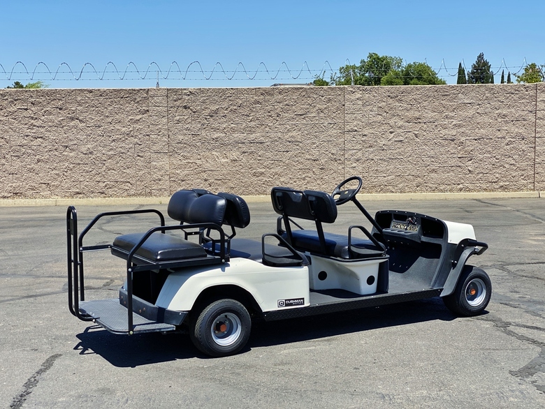 2013 Cushman Shuttle 6 EFI Gas Personnel Carrier Cart