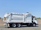 2013 Mack MRU613 Heil Half/Pack 40 Yard Garbage Truck