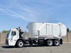 2013 Mack LEU613 Heil Rapid Rail 30 Yard ASL Garbage Truck
