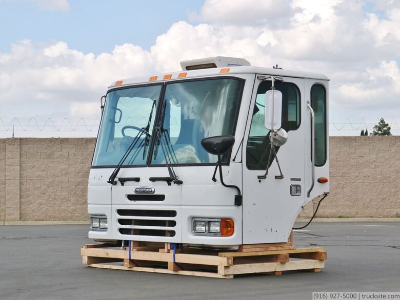 Complete Freightliner / Sterling / American LaFrance Condor Cab