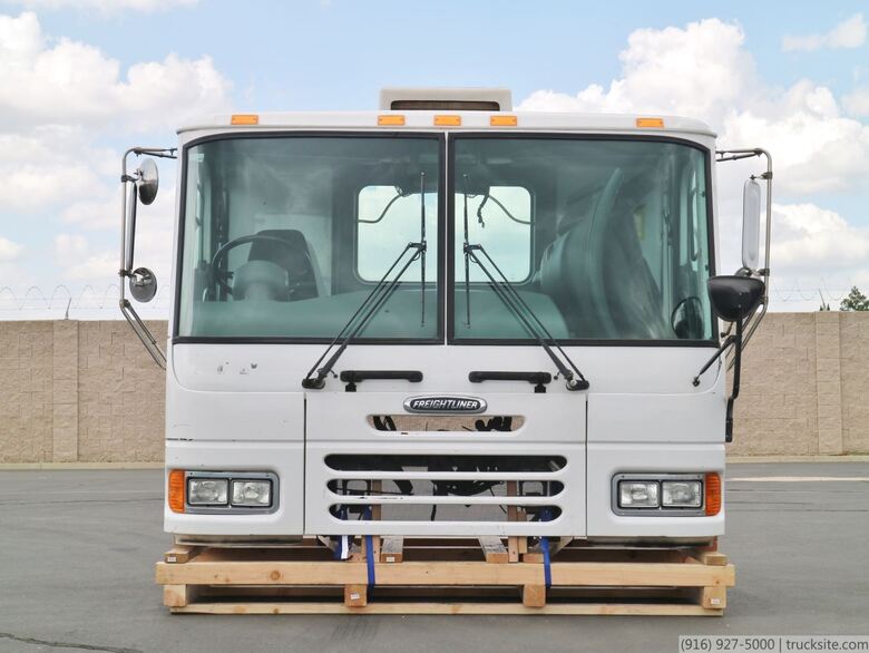 Complete Freightliner / Sterling / American LaFrance Condor Cab