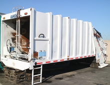 Leach 2RII Packmaster 32 Yard Rear Load Body