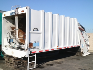 Leach 2RII Packmaster 32 Yard Rear Load Body