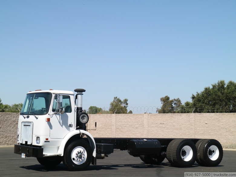 2002 Volvo WX64 Cab & Chassis