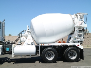 2012 McNeilus 8 YD Concrete Mixer Body