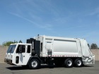 2018 CCC Heil DuraPack 31 Yard Rear Load Garbage Truck