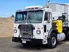 2018 Peterbilt 520 DaDee Scorpion 36 Yard ASL Garbage Truck