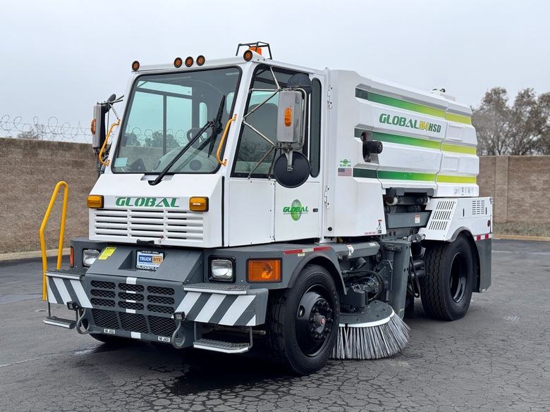 2018 Global M4HSD Mechanical Broom Street Sweeper