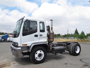 2002 GMC T7500 Dual Drive Cab & Chassis