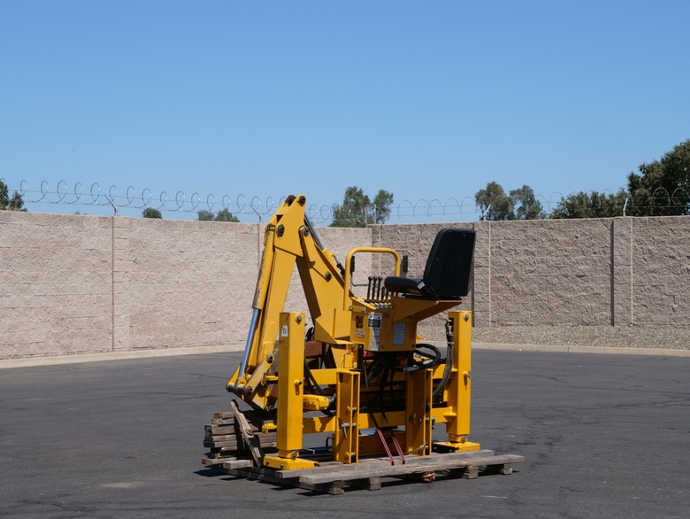 Bradco 88M2GF Backhoe / Excavator Attachment