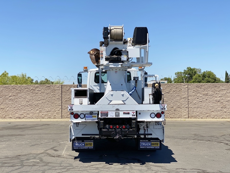 2012 Altec DC47-TR Digger Derrick Body
