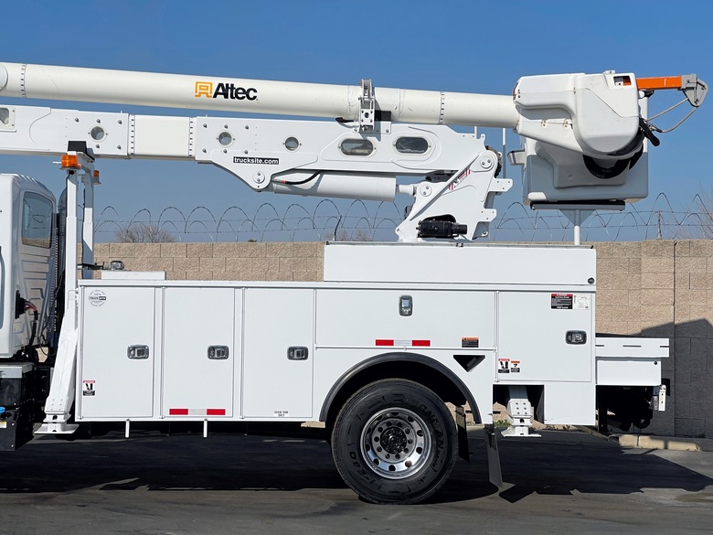 2020 International HV507 4x4 Altec AA55-MH Non-Overcenter Bucket Truck