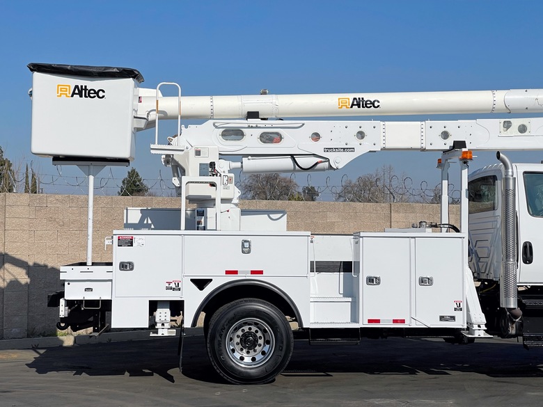 2020 International HV507 4x4 Altec AA55-MH Non-Overcenter Bucket Truck