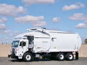 2011 Peterbilt 320 New Way Mammoth Front Loader Garbage Truck