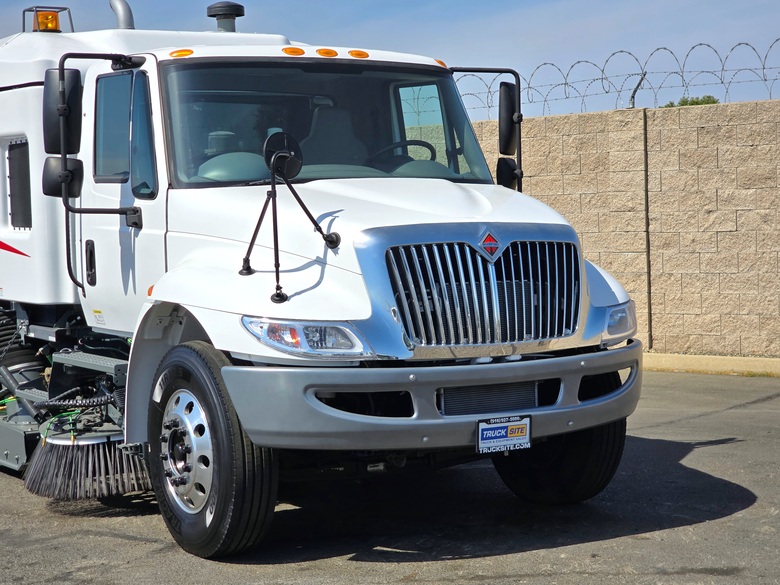 2011 International 4300 Elgin Crosswind Air Street Sweeper