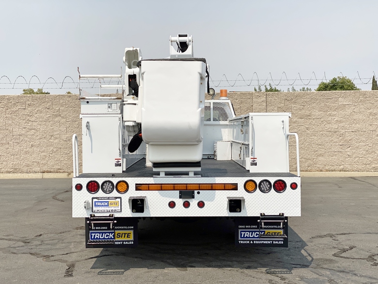 2009 Ford F550 XL SD Altec AT37G Articulating Bucket Truck