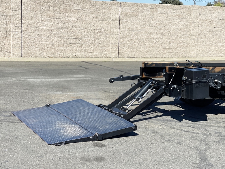 Maxon Tuk-A-Way 2,500 lbs Liftgate