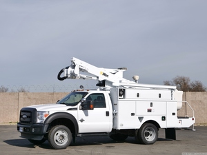 2011 Ford F550 4x4 Altec AT37G Articulating Bucket Truck